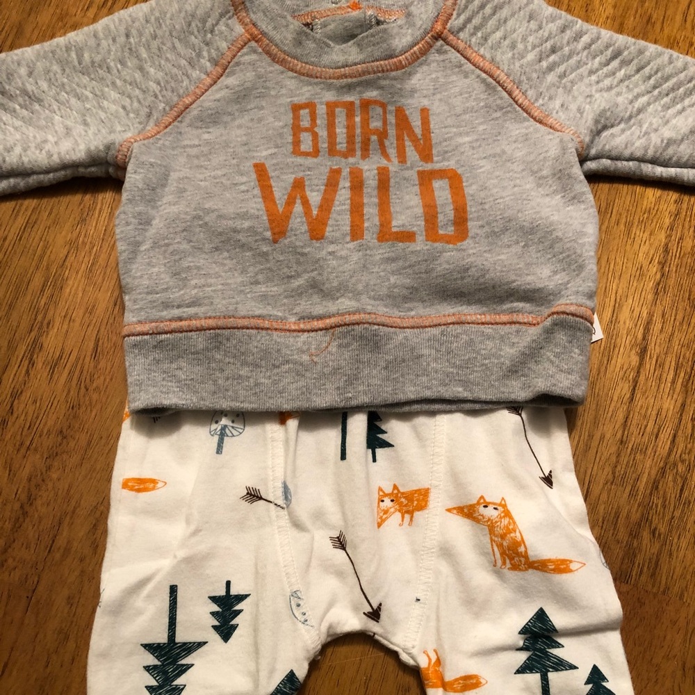 Sweat shirt and pants